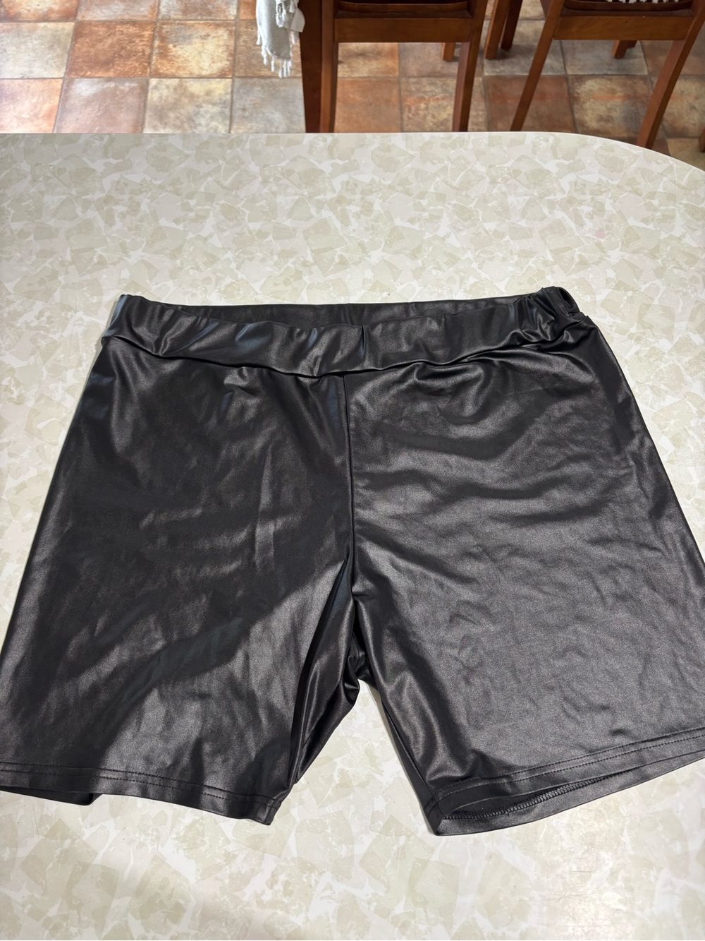 SHEIN Black Womens Athletic Stretch Shorts